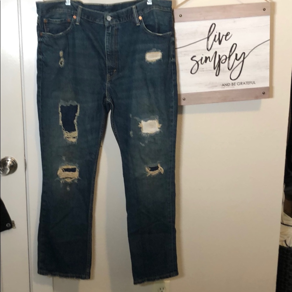 Levi’s 511 Jeans. Men’s distressed 42-30